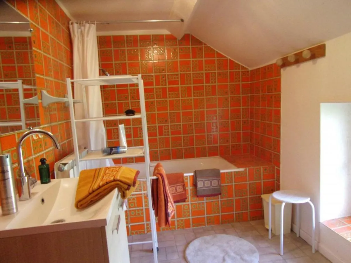 Charmante Fermette Au Vert Pres De La Foret De Troncais, 2 Chambres, Animaux Acceptes, Linge Inclus - Fr-1-489-311 Vieure